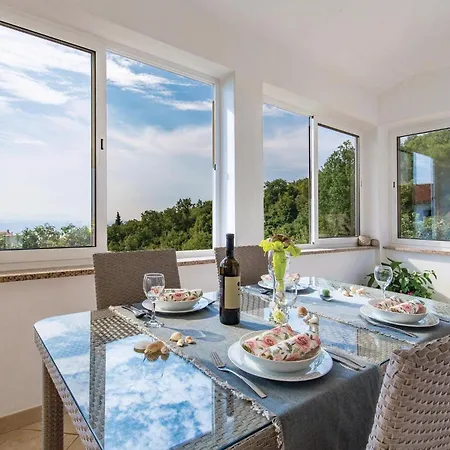 In Brsec With House Sea View 펜션 Brseč