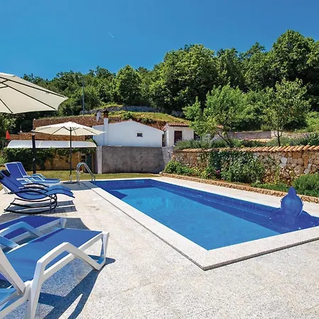 In Brsec With House Sea View 펜션 Brseč