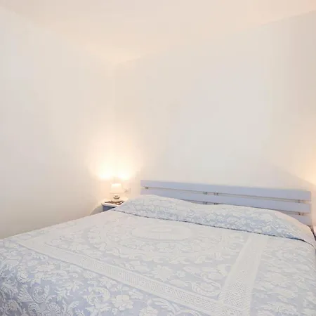 펜션 In Brsec With House Sea View Brseč