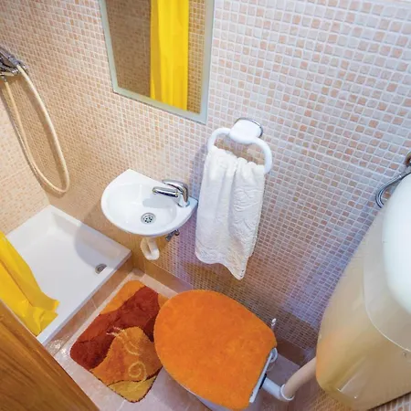 In Brsec With House Sea View 펜션 *